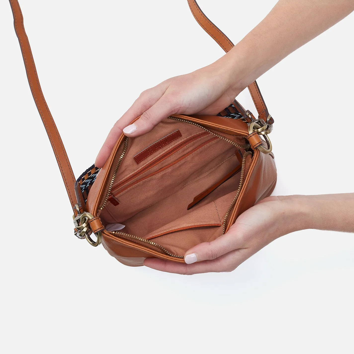 Belle Convertible Shoulder Bag in Artisan Leather - Honey Brown