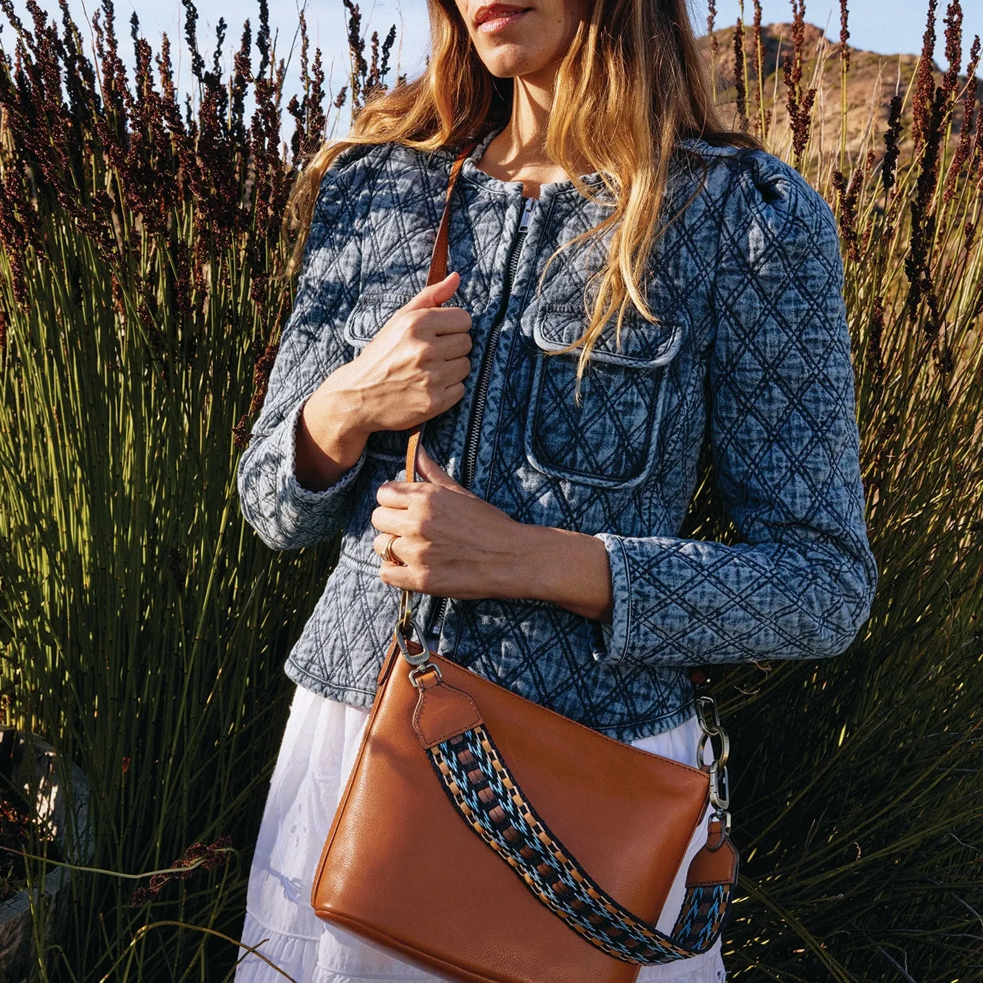 Belle Convertible Shoulder Bag in Artisan Leather - Honey Brown