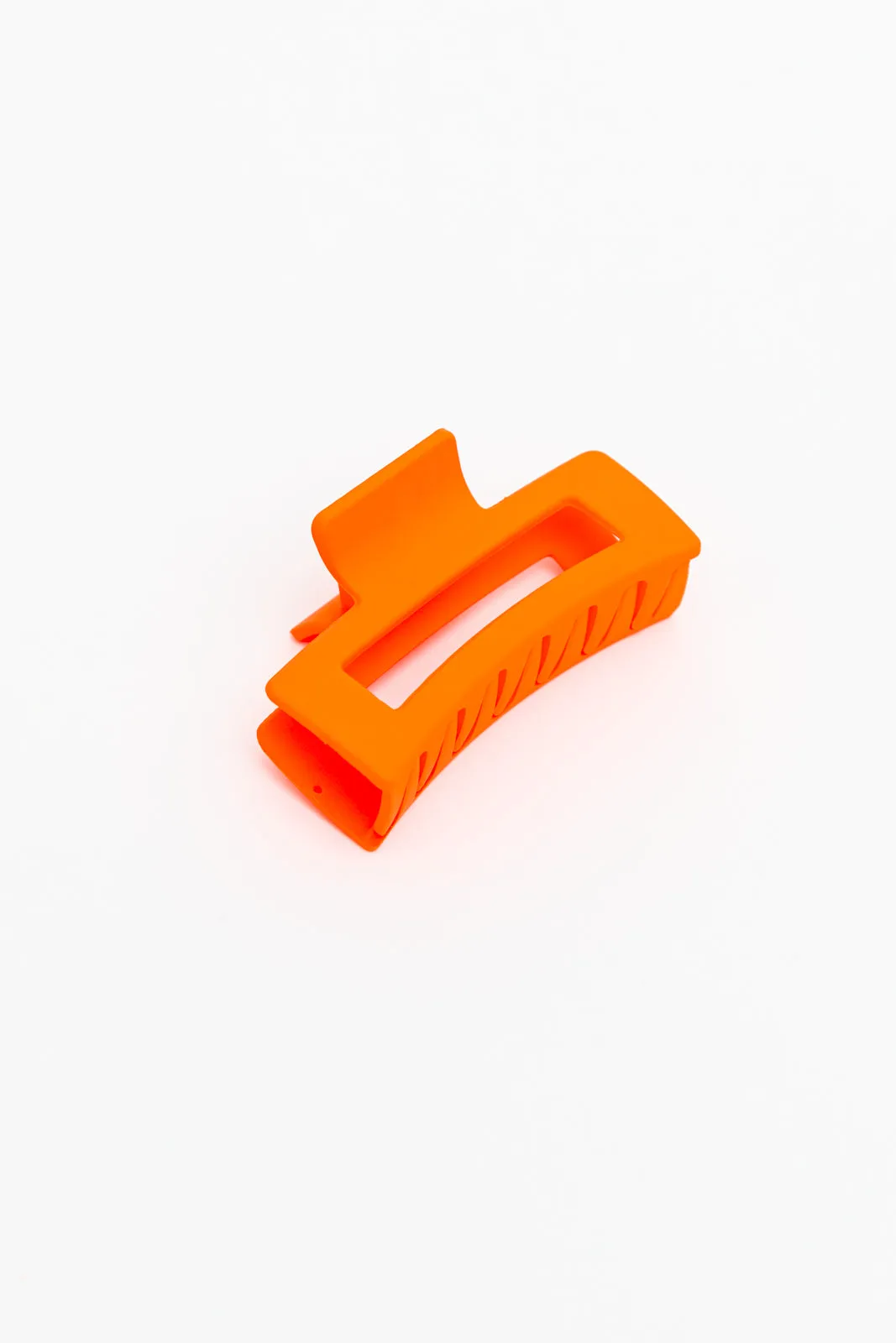 Claw Clip Set of 4 in Orange (Ships in 1-2 Weeks)