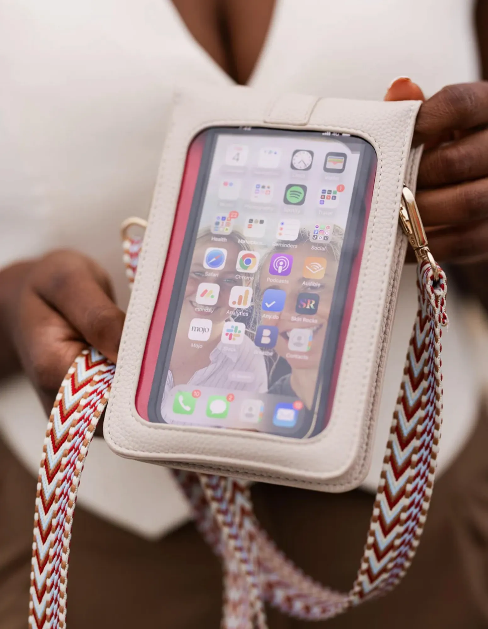 Fontaine Phone Crossbody Bag - Linen - Louenhide