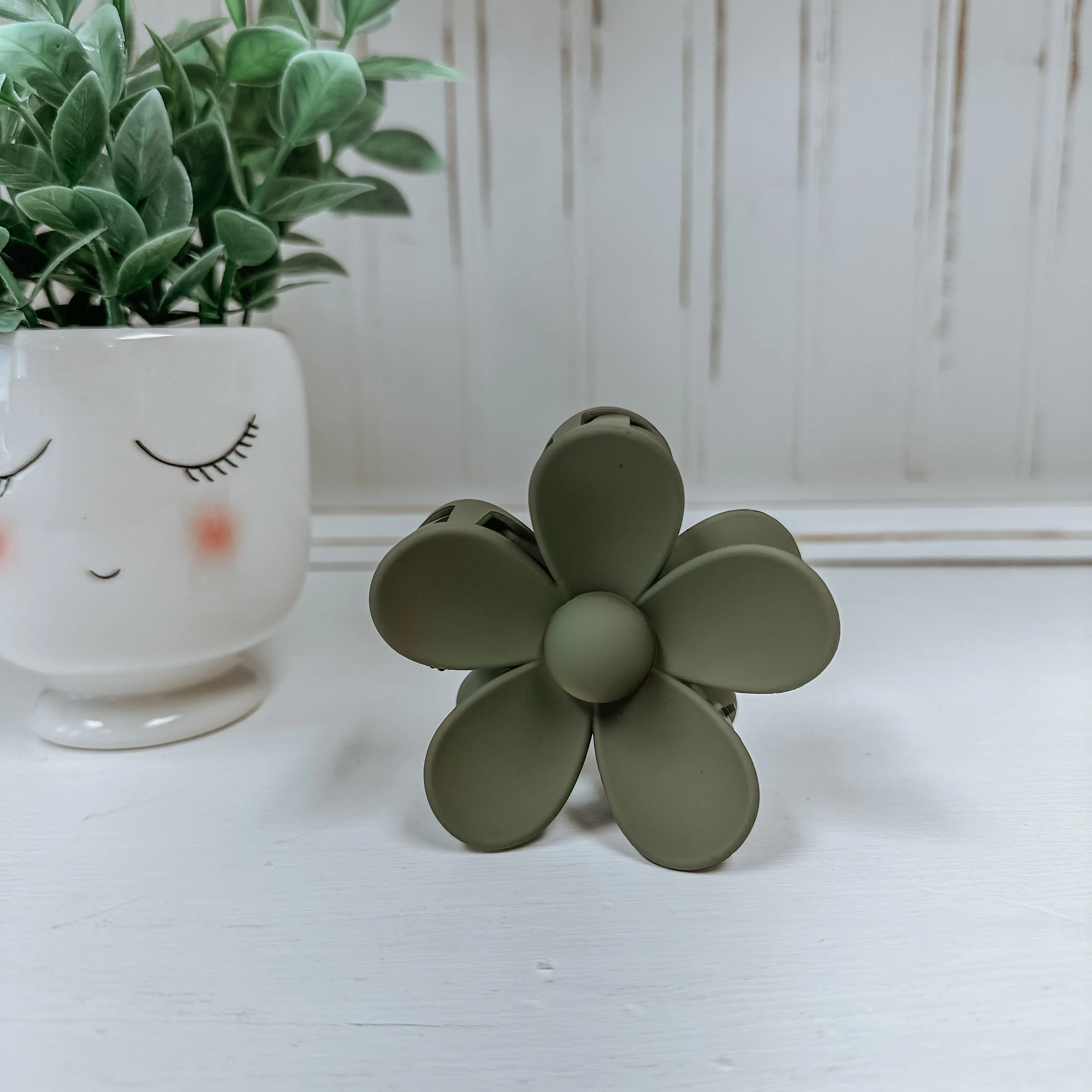 Large Crazy Daisy Claw Hairclip