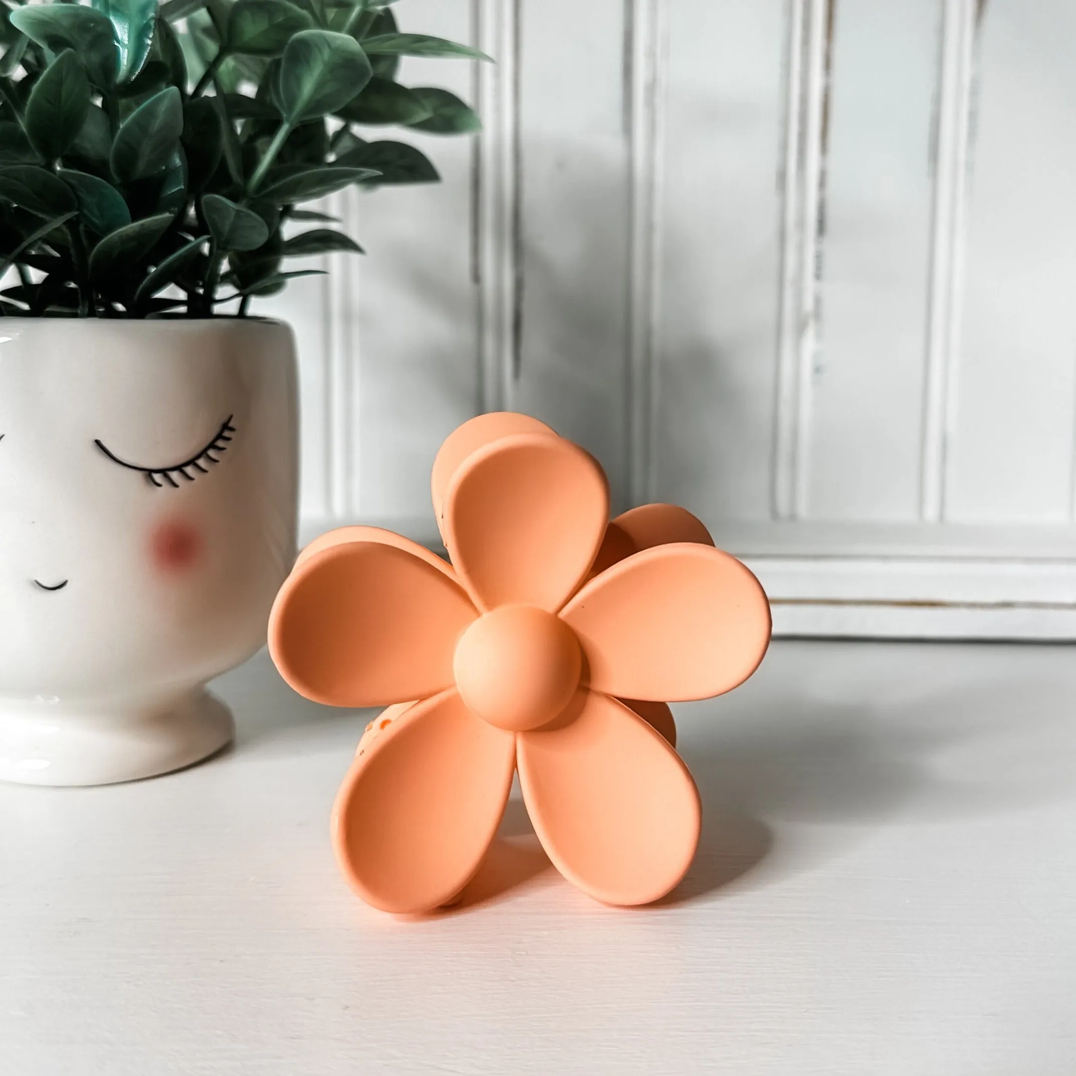 Large Crazy Daisy Claw Hairclip