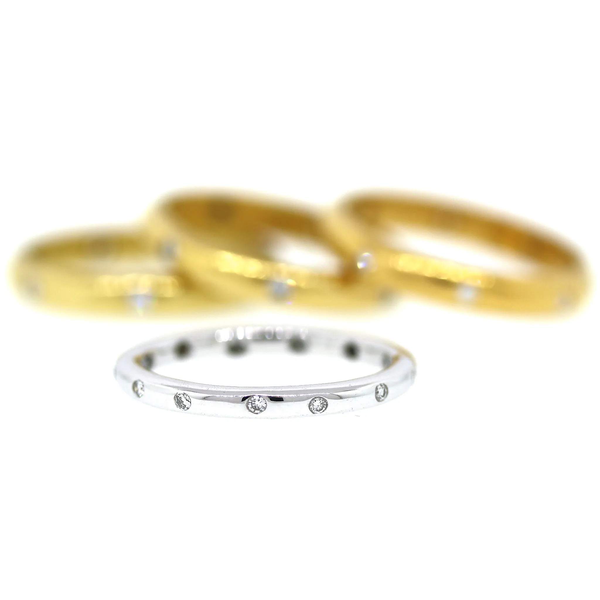 Stackable Etoile-Style Diamond Band Ring